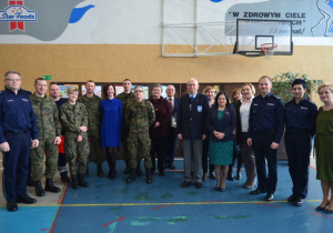 Uczestnicy i organizatorzy debaty