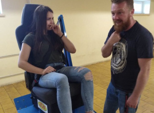 „Jadę bezpiecznie – zapinam pasy”