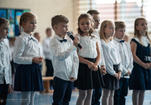 Pasowanie klas pierwszych.