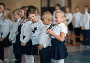 Pasowanie klas pierwszych.