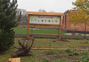 Klasa z drewna - ogród edukacyjno relaksacyjny