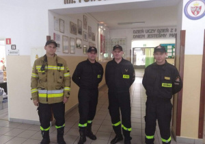 Strażacy a szkole