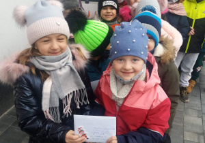 Grupa Odkrywcy w drodze na pocztę