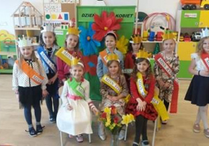 Wybory Miss w grupie Odkrywcy.