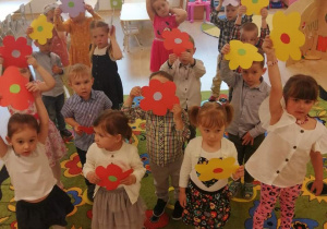 Motylki i kwiaty dla Mamy i Taty.