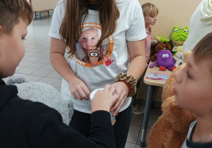 Kiermasz książek i maskotek. Pomagamy Zosi.