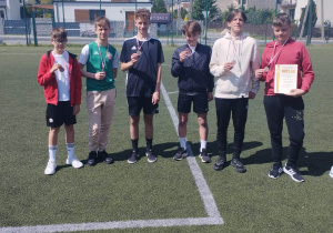 Brązowy medal Mistrzostw Powiatu Tomaszowskiego w piłce nożnej chłopców