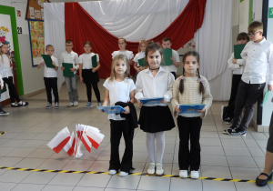 Święto Niepodległości w klasach I - III